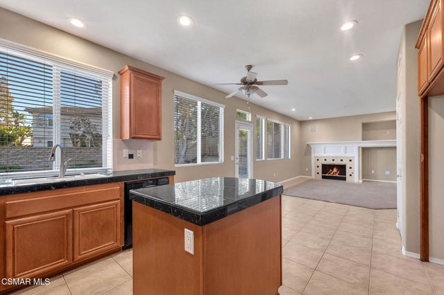 2016 Magpie Court, Newbury Park, CA 91320