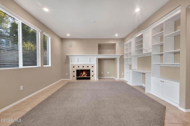 2016 Magpie Court, Newbury Park, CA 91320