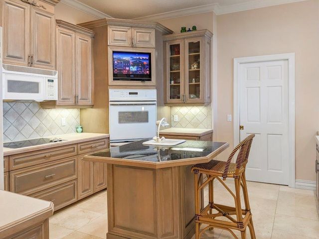 8327 Jimmy Buffett Mem Highway, Melbourne Beach, FL 32951