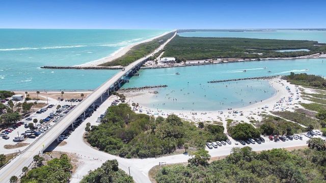 8327 Jimmy Buffett Mem Highway, Melbourne Beach, FL 32951