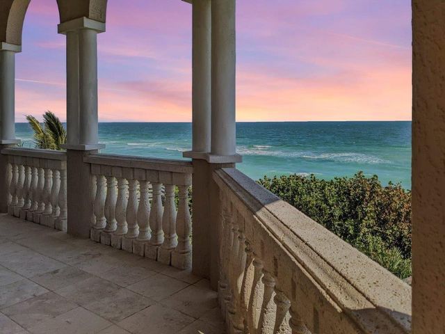 8327 Jimmy Buffett Mem Highway, Melbourne Beach, FL 32951