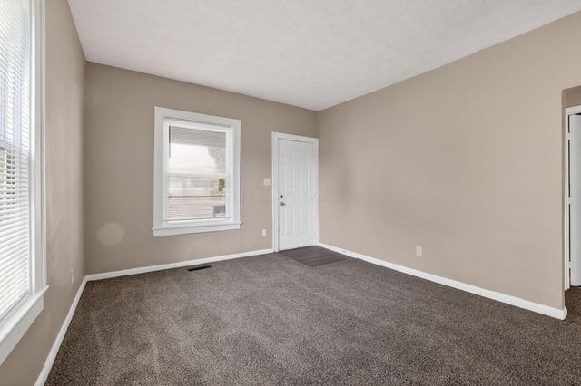 446 S Powell Avenue, Columbus, OH 43204