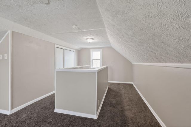 446 S Powell Avenue, Columbus, OH 43204