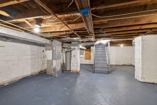446 S Powell Avenue, Columbus, OH 43204