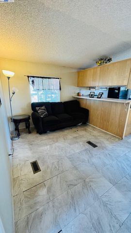 2399 E 14th 112, San Leandro, CA 94577