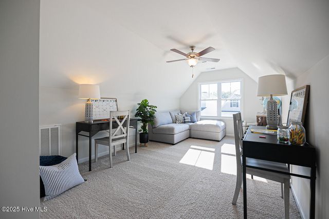 55 N Bandwheel Way, Hampstead, NC 28443