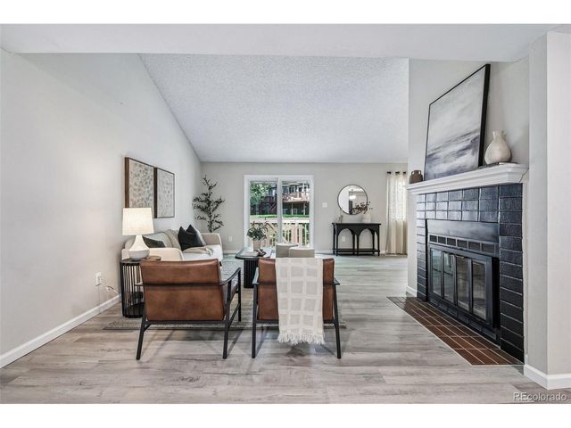 2867 W Rowland Ave, Littleton, CO 80120