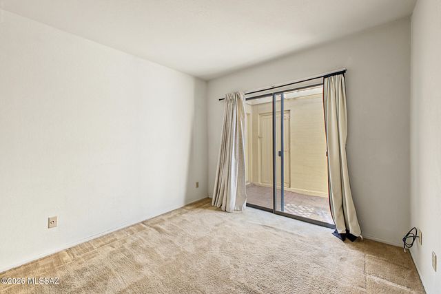8961 E Linden Street, Tucson, AZ 85715