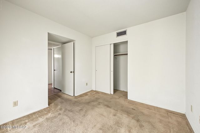 8961 E Linden Street, Tucson, AZ 85715
