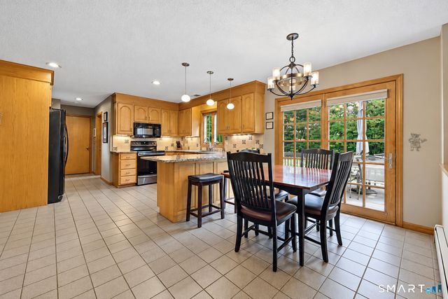 48 Hawthorne Mead Drive, Glastonbury, CT 06033