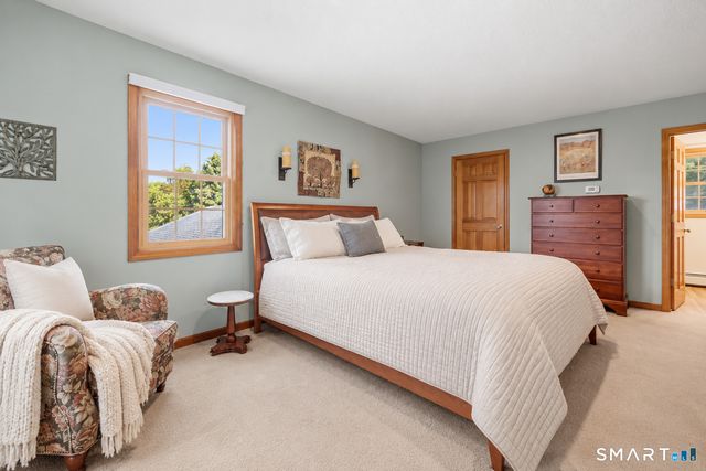 48 Hawthorne Mead Drive, Glastonbury, CT 06033