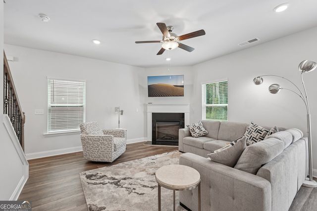 111 Vineyard Walk, Carrollton, GA 30117