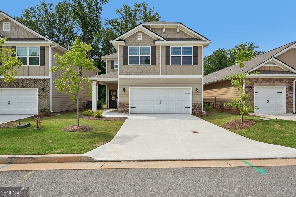 111 Vineyard Walk, Carrollton, GA 30117