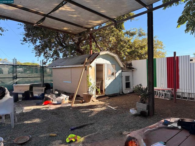 1859 Vine Ln, Antioch, CA 94509
