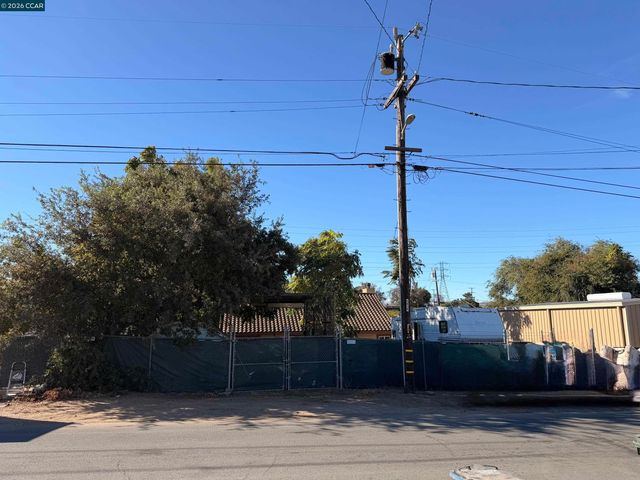 1859 Vine Ln, Antioch, CA 94509