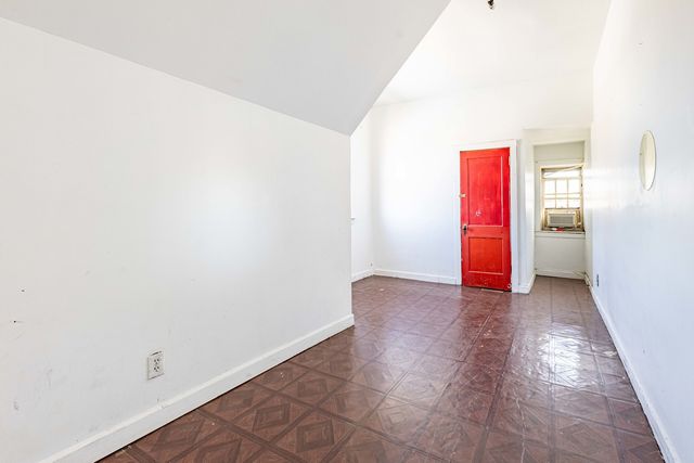 2352 S Lawndale Avenue, Chicago, IL 60623