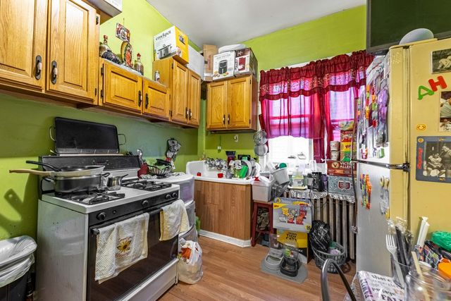 2352 S Lawndale Avenue, Chicago, IL 60623