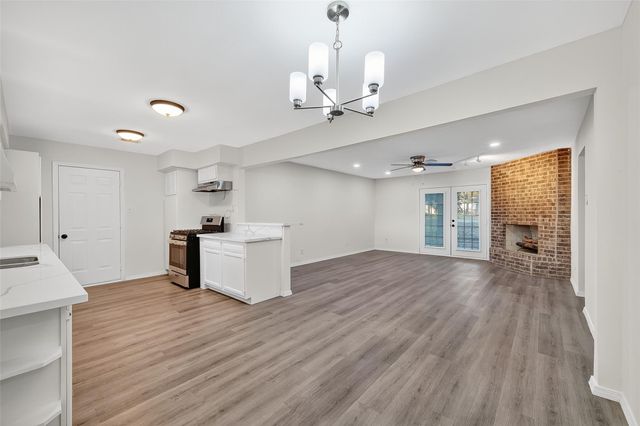 26522 Hillside Drive, Spring, TX 77386