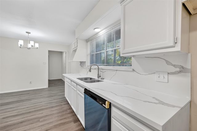 26522 Hillside Drive, Spring, TX 77386