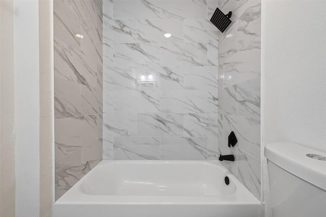 26522 Hillside Drive, Spring, TX 77386