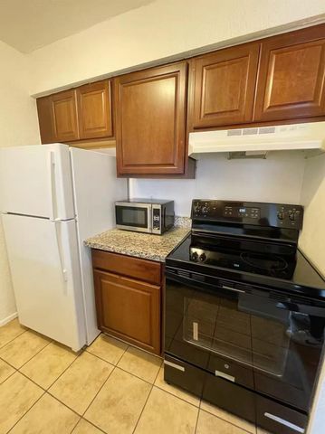 9201 Clarewood Drive 283, Houston, TX 77036