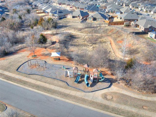 3815 Painted Bird Lane, Norman, OK 73071