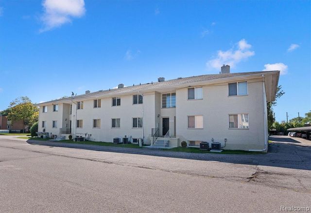 1975 Axtell Drive, Troy, MI 48084