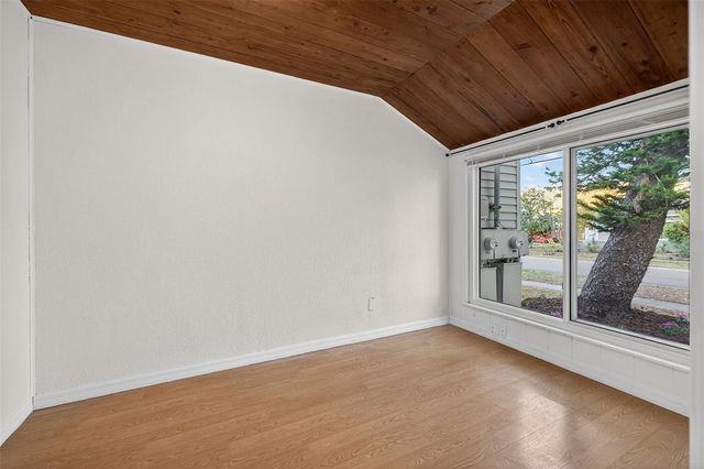 500 35TH AVENUE N, St Petersburg, FL 33704