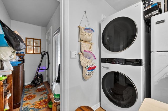 500 35TH AVENUE N, St Petersburg, FL 33704