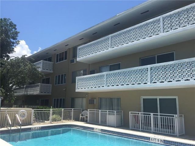 3220 Bayview Drive NE 102, Fort Lauderdale, FL 33306