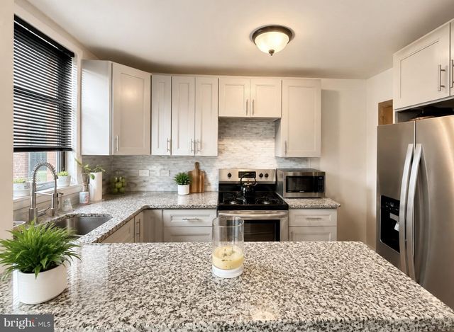 1122 ELBRIDGE ST, Philadelphia, PA 19111