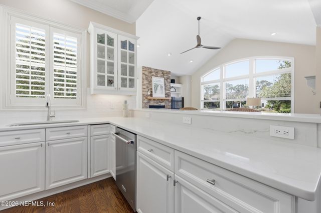 533 HONEY LOCUST Lane, Ponte Vedra Beach, FL 32082