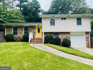 2237 Scotty Circle, Decatur, GA 30032