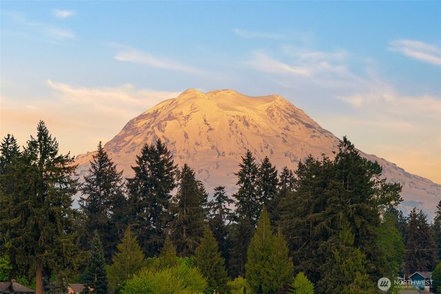 1000 Creso Road S, Spanaway, WA 98387