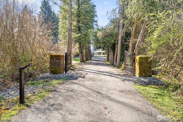 1000 Creso Road S, Spanaway, WA 98387
