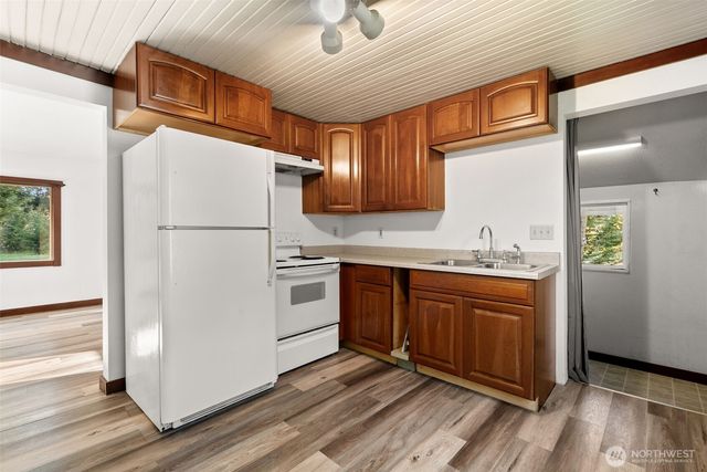 1000 Creso Road S, Spanaway, WA 98387