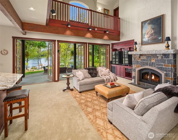 1000 Creso Road S, Spanaway, WA 98387