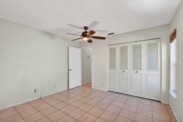 7352 Pine Forest Circle, Lake Worth, FL 33467