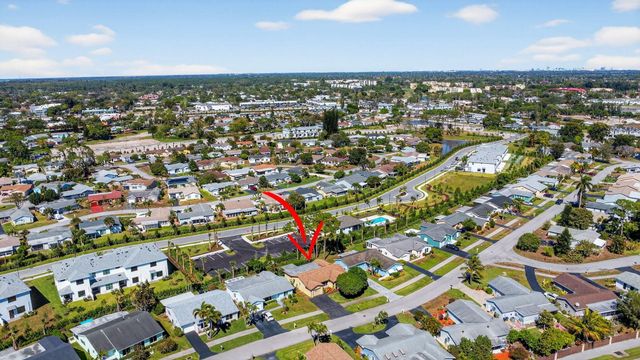 7352 Pine Forest Circle, Lake Worth, FL 33467