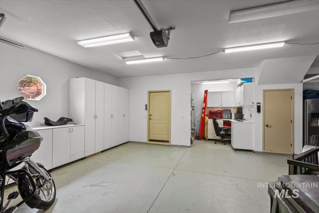 2491 W Maracay Dr, Meridian, ID 83646