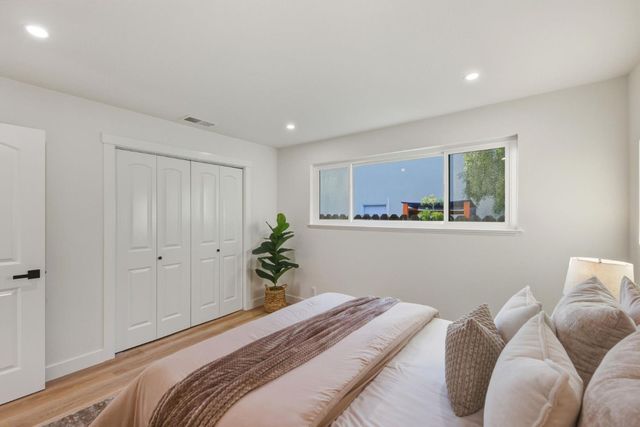 1621 Connecticut Drive, Redwood City, CA 94061