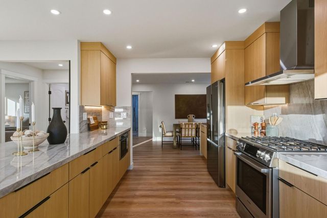 1621 Connecticut Drive, Redwood City, CA 94061