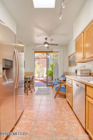 1223 E Camino Diestro, Oro Valley, AZ 85704