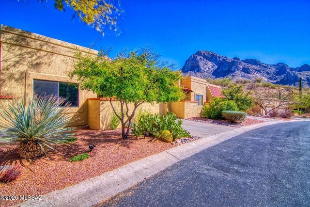 1223 E Camino Diestro, Oro Valley, AZ 85704