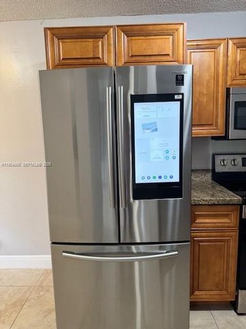 8951 W Sunrise Blvd, Plantation, FL 33322