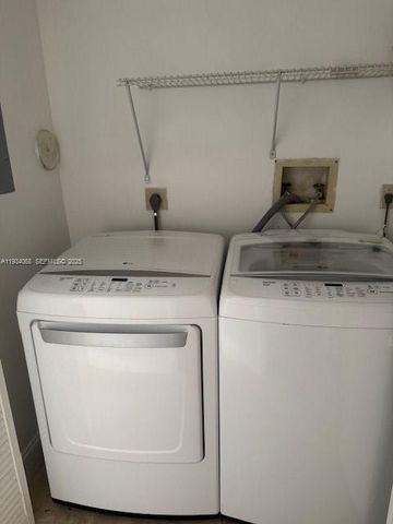 8951 W Sunrise Blvd, Plantation, FL 33322