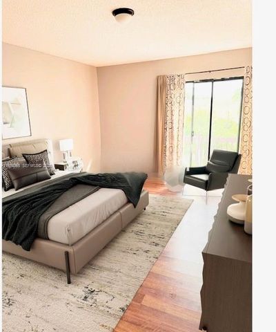 8951 W Sunrise Blvd, Plantation, FL 33322