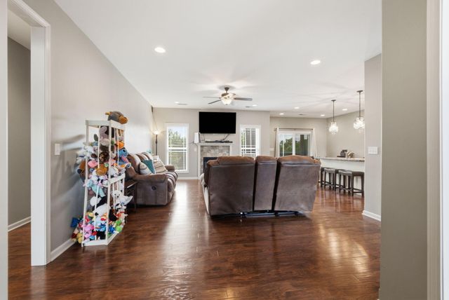112 Windsong Way, Georgetown, KY 40324