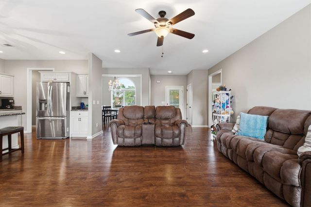 112 Windsong Way, Georgetown, KY 40324