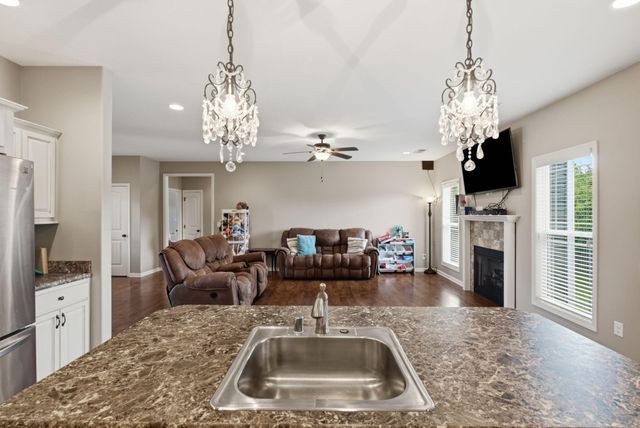 112 Windsong Way, Georgetown, KY 40324